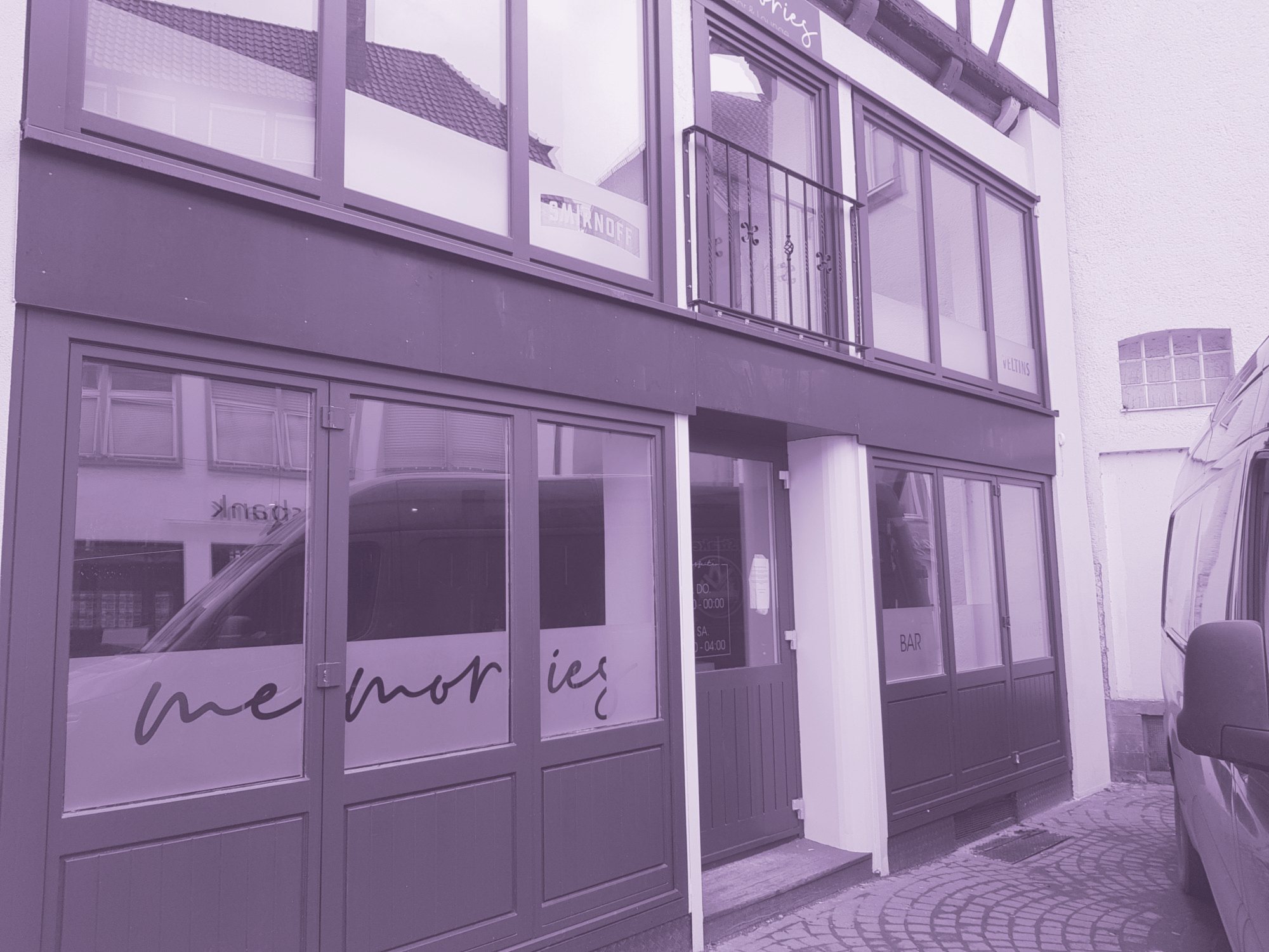 Visualisierung der Schaufensterbeschriftung für die Bar memories vor der Umsetzung